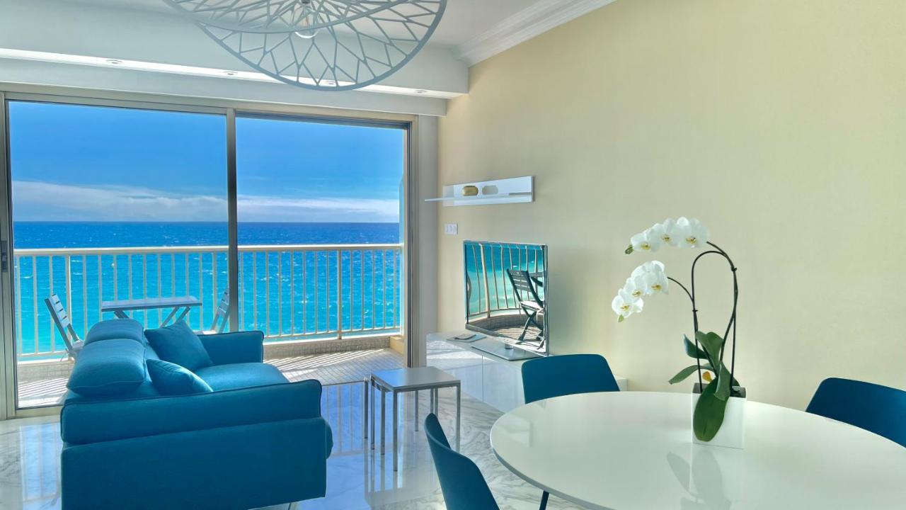 Seaviews By Jenni Menton, La Suite, Superbe Front De Mer, Emplacement Avec Terrasse Et Parking! * Menton