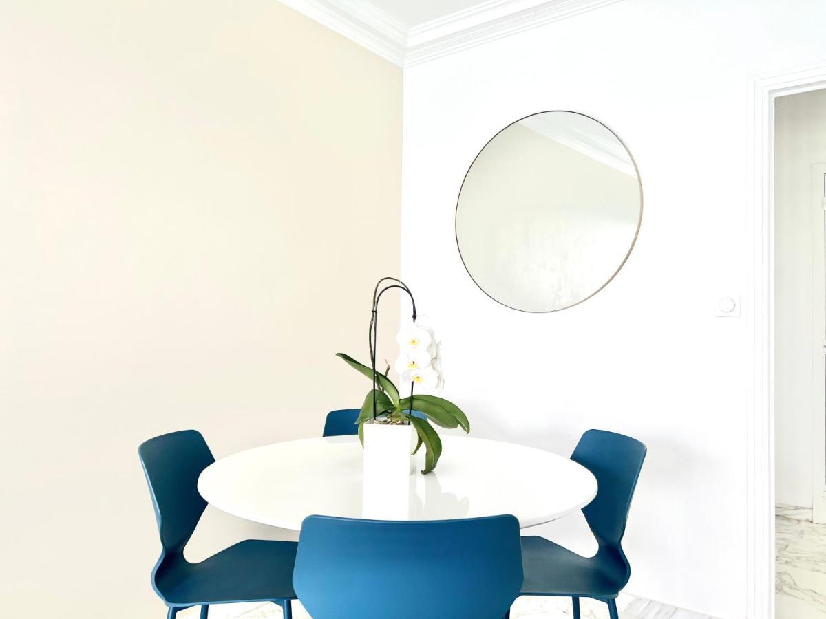 Appartement Seaviews By Jenni Menton, La Suite, Superbe Front De Mer, Emplacement Avec Terrasse Et Parking! Menton